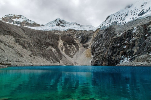 breathtaking view mountains ocean national park peru
